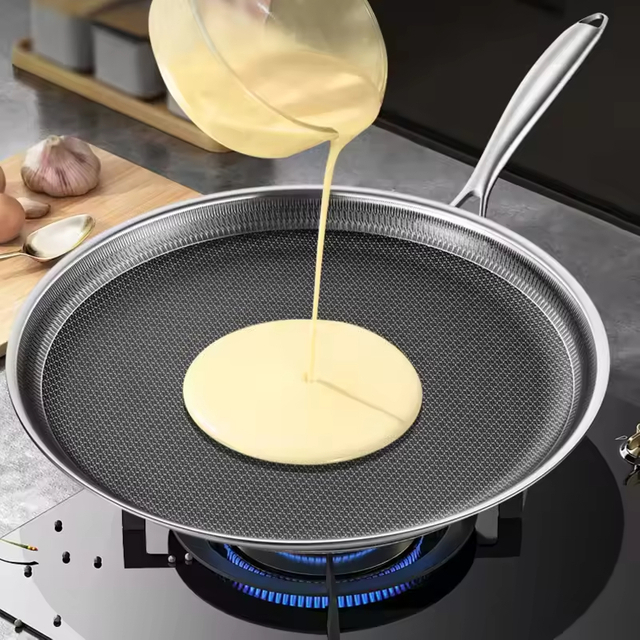 4 Stücke Triply Edelstahl Keine Beschichtung Antihaft-Pizzapfanne Verdickter Gas-Induktionsherd Universeller Topf mit flachem Boden Gebratene Pfanne
