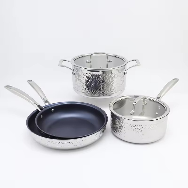 Hochwertiges 6-teiliges dreilagiges Kochgeschirr-Set mit Töpfen und Pfannen aus gehämmertem Edelstahl