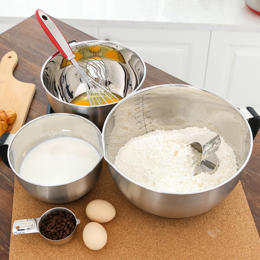 Rührschüssel-Set aus Edelstahl mit Ausgießer und Griff