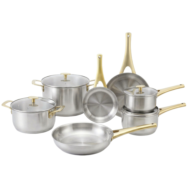 Fabrikneues Ankunfts-Edelstahl-Kochgeschirr-Set mit Kochtöpfen mit goldenem Griff und gelötetem Boden. Kochgeschirr-Set, Kochtopf, Bratpfanne